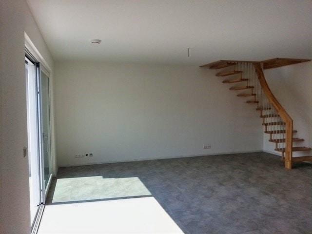 Wohnen/Treppe zu Dachspitz