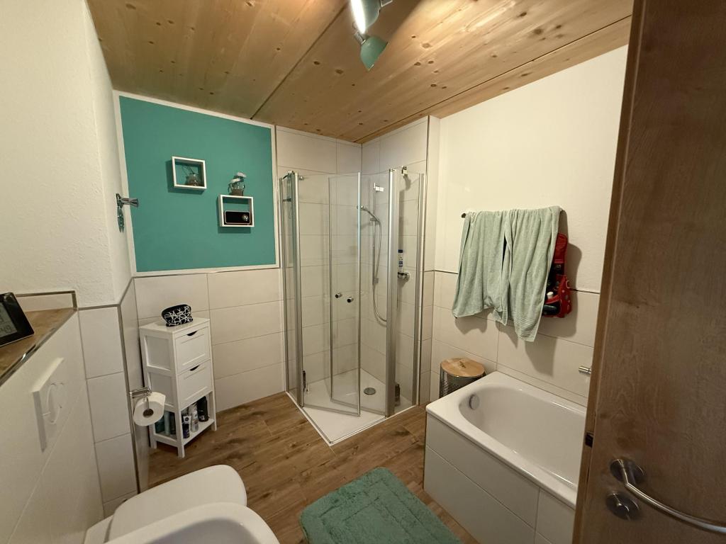 Badezimmer ( innen liegend)