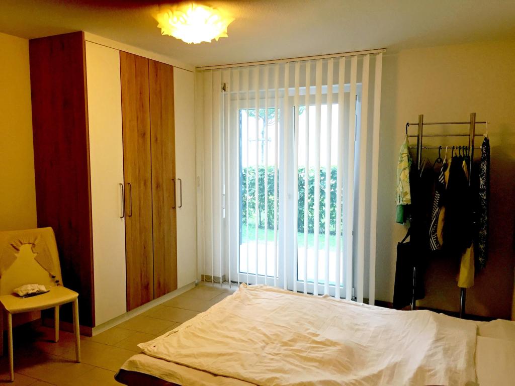 Teilmöblierte, tolle Wohnung mitten in Weil - Photo 2