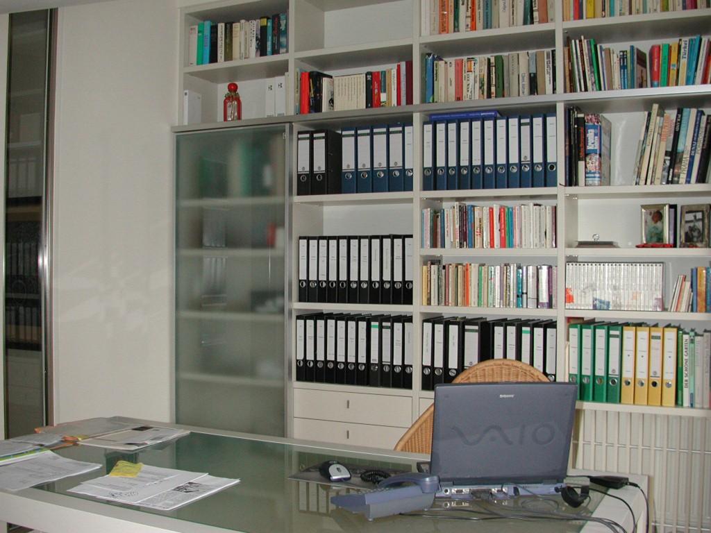 Zimmer mit Einbauschrank