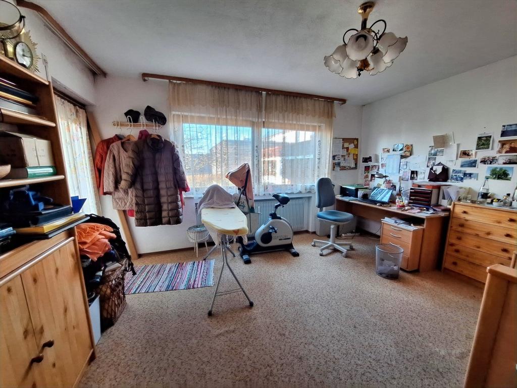 Schlafzimmer mit Balkonzugang