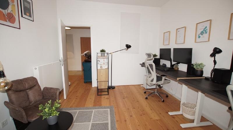 Herrliche 3 Zimmer-Wohnung im Schloss Geltolfing - Foto 2