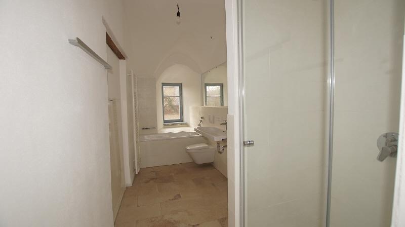 Herrliche 3 Zimmer-Wohnung mit 2 Terrassen im Schloss Geltolfing - Foto 4