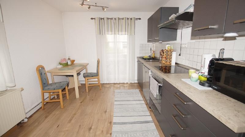 Gepflegte 3 Zimmer-Wohnung mit Balkon und Garage - Photo 5