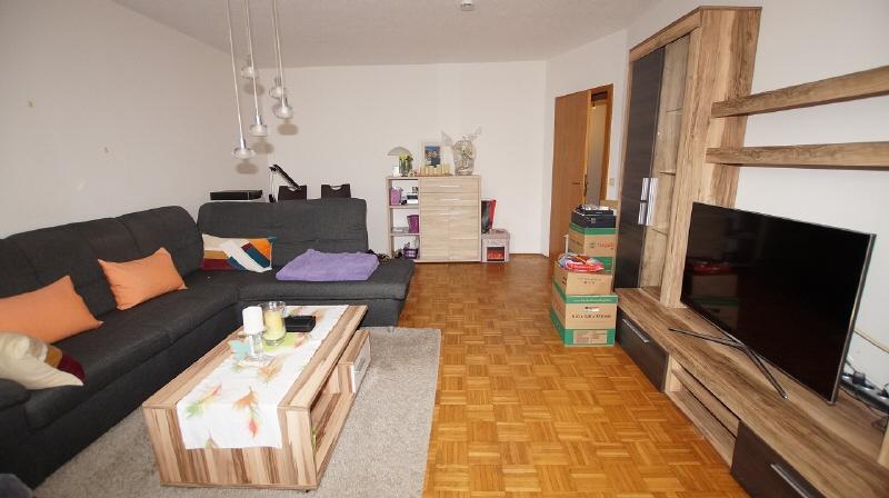 Schöne 3 Zimmer-Wohnung mit Balkon und Garage - Photo 1