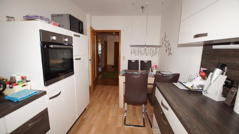 Schöne 3 Zimmer-Wohnung mit Balkon und Garage - Photo 5