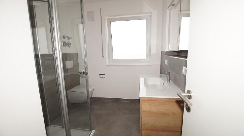 2 Zimmer-Wohnung mit Balkon - KfW40plus - Foto 4