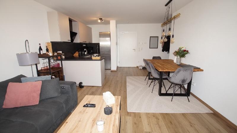 KfW-55! Moderne 3 Zimmer-Wohnung mit Balkon - Photo 1