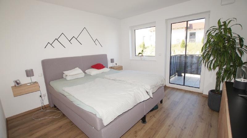 KfW-55! Moderne 3 Zimmer-Wohnung mit Balkon - Photo 3
