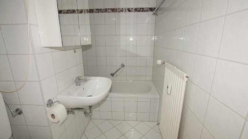 Schönes 1 Zimmer-Appartement mit Balkon - Photo 4
