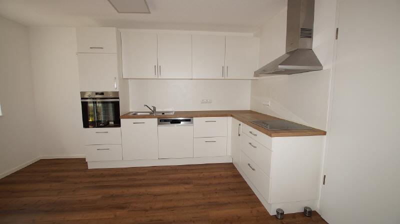 Neuwertige 3 Zimmer-Wohnung Nähe Sünching - KfW40plus - Photo 3