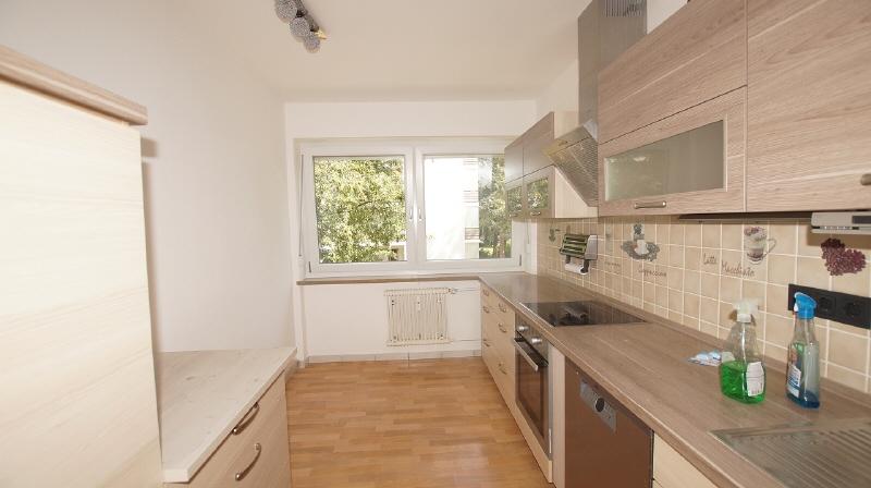 Gut geschnittene 3 Zimmer-Wohnung mit Einbauküche - Foto 1
