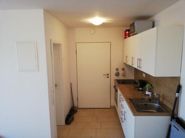 1 Zimmer-Appartement mit Einbauküche - Photo 1