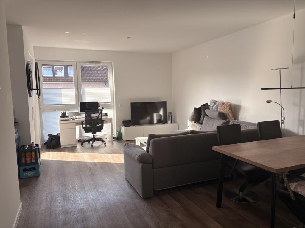 VR IMMO: Moderne Wohnung im Herzen der Stadt - Foto 1