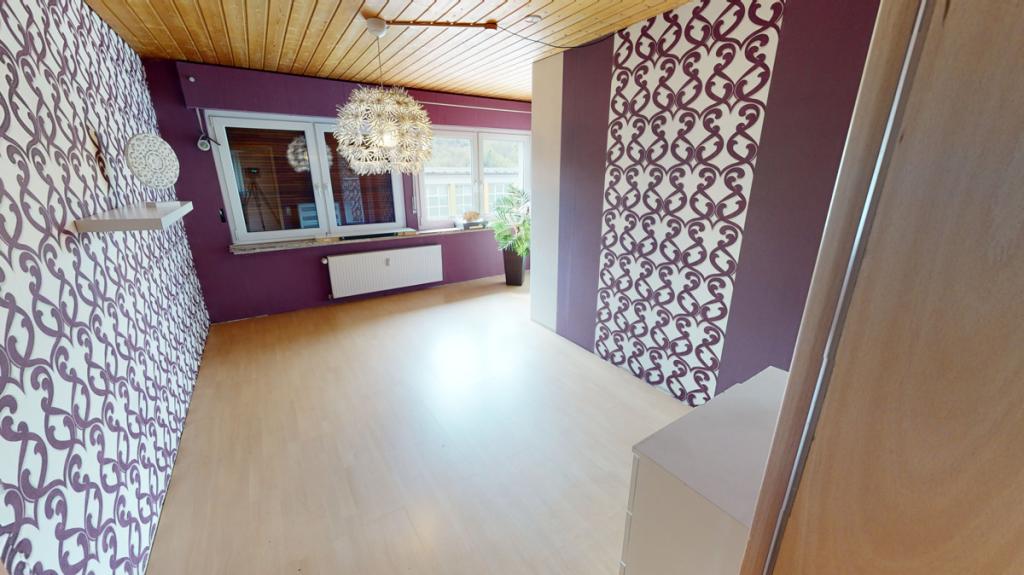 VR IMMO: Mietwohnung. Mit großem Balkon. Ein Ort zum Entspannen. - Foto 1