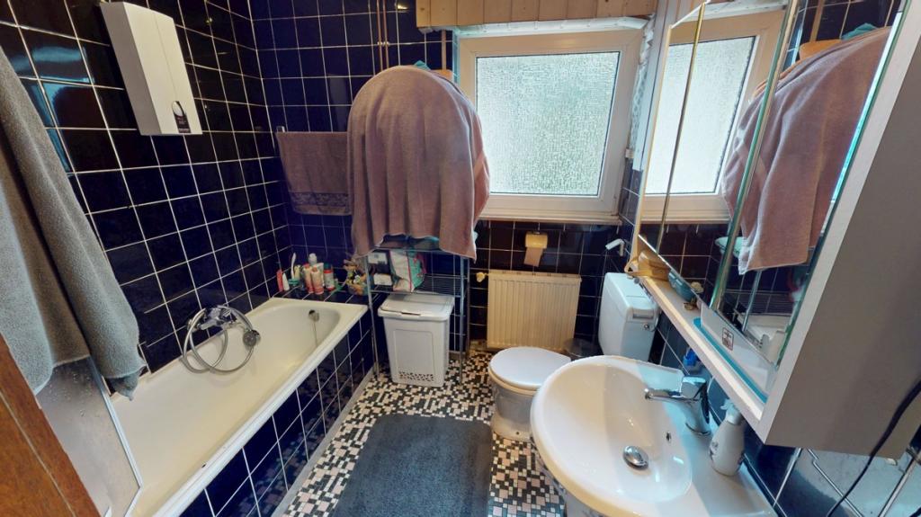 Badezimmer EG