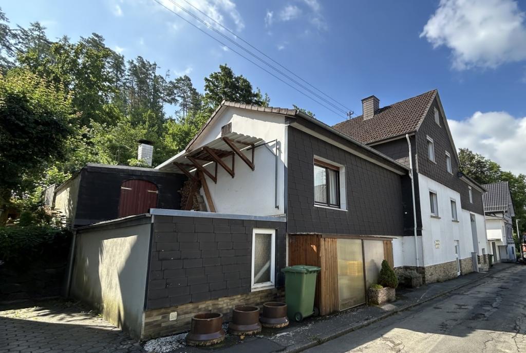 Straßenansicht
