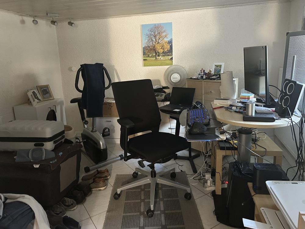 Büro KG