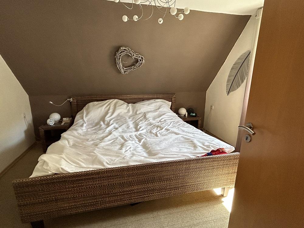 Schlafzimmer DG