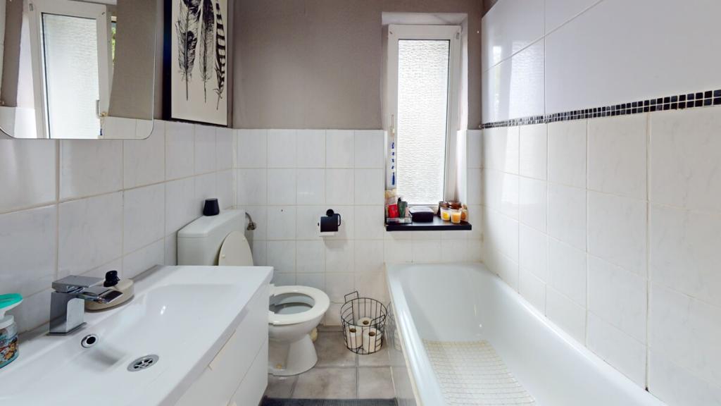 Badezimmer | EG
