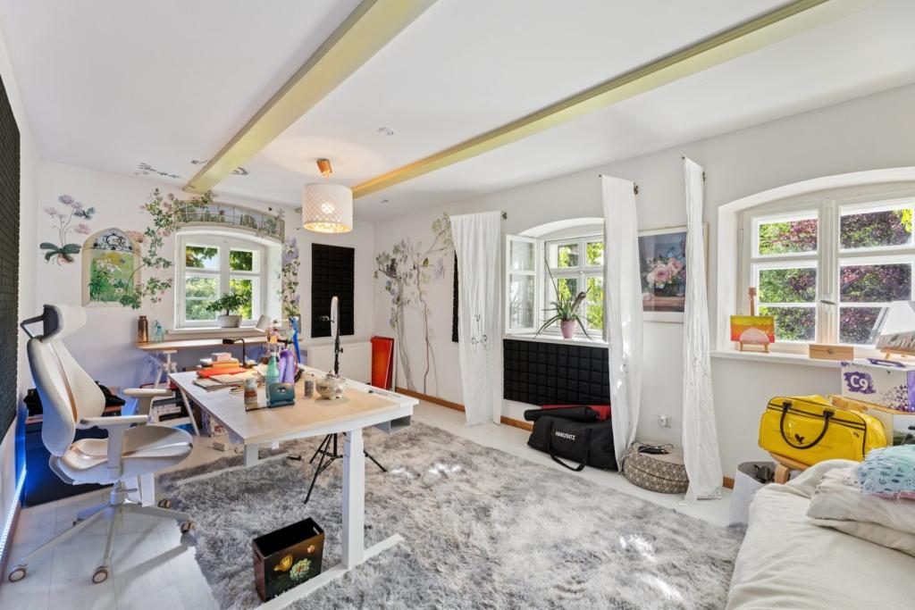Arbeitszimmer OG