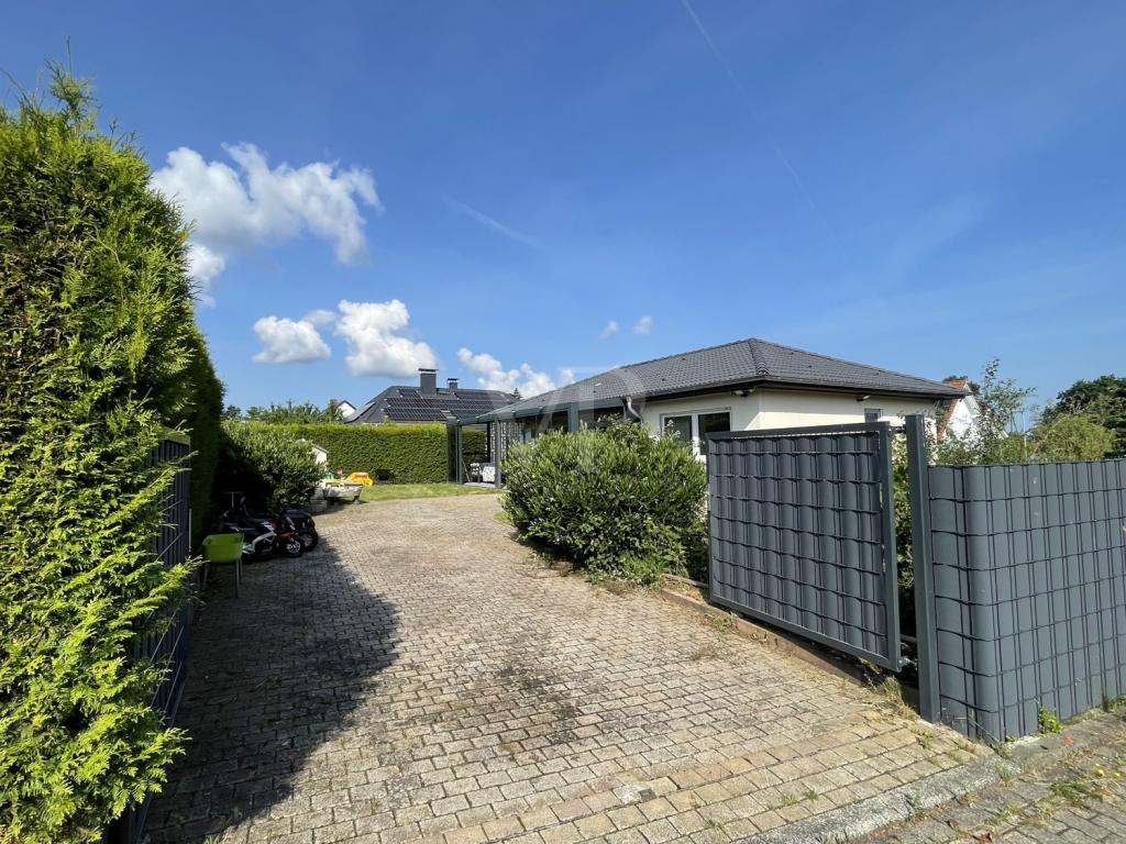 Gartenzufahrt