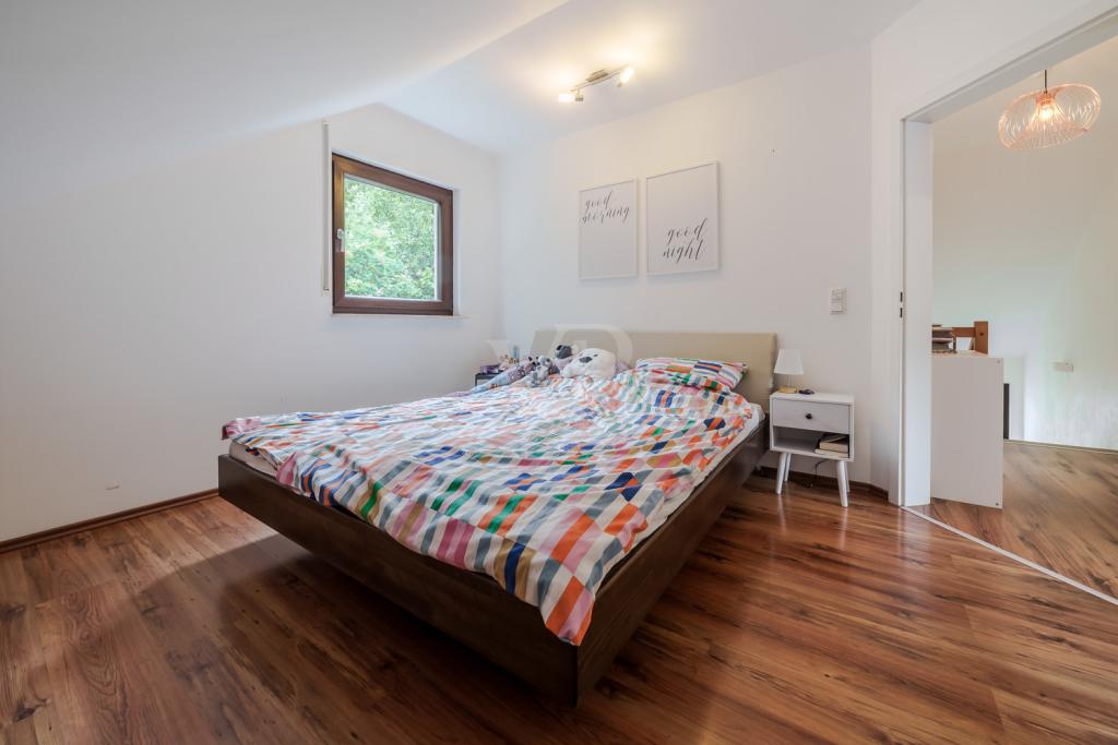 Schlafzimmer im DG
