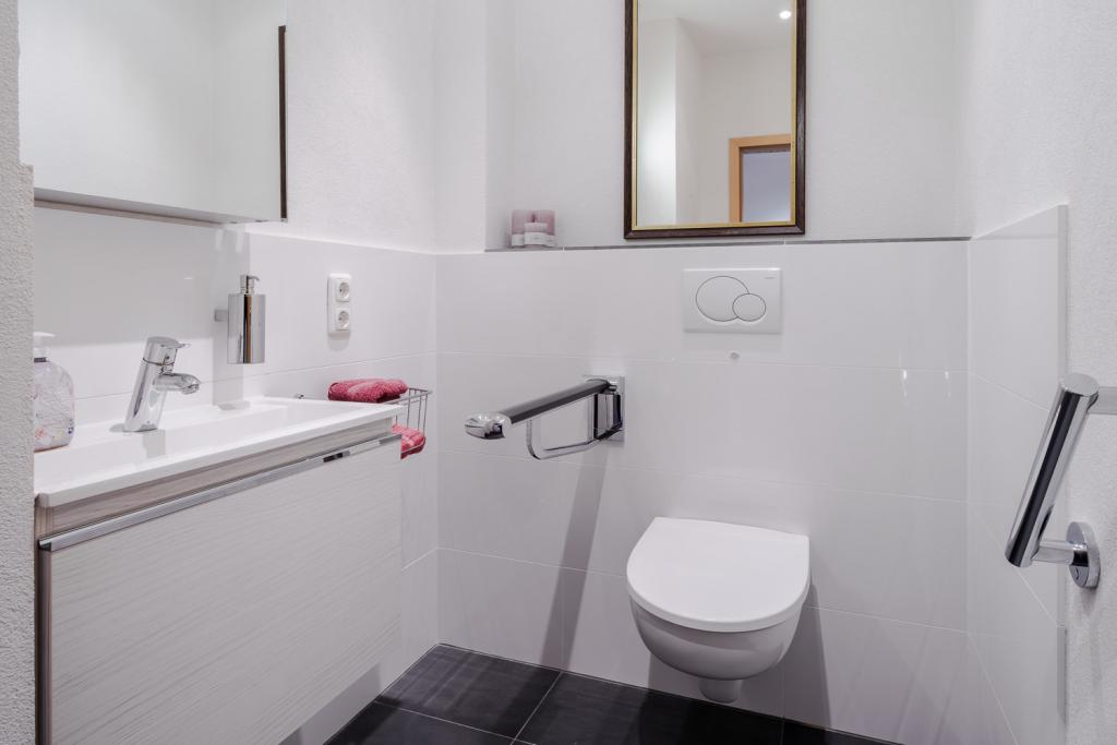 Modernes Gäste-WC