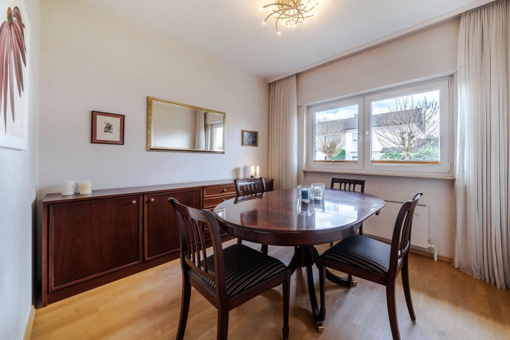Separates Esszimmer