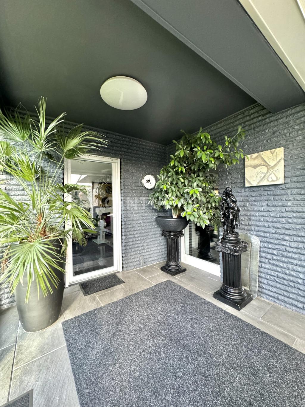 Wintergarten: Eingang ins Wohnzimmer