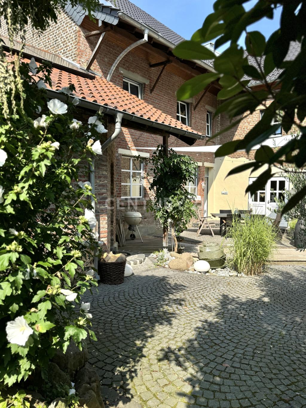 C21CPIE42456_38.jpg