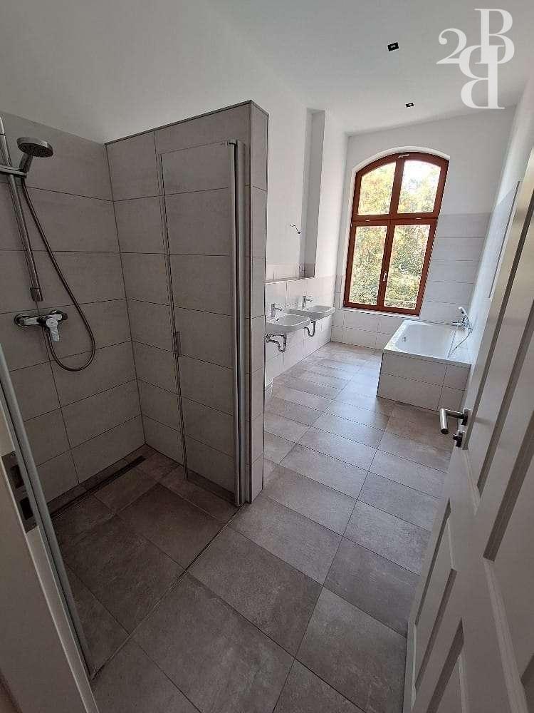 Barrierefrei! Modernes Dachgeschoss mit Aufzug & Sauna - Foto 2