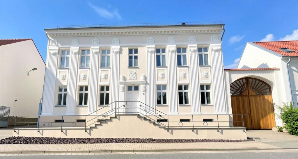 Großzügige 3-Zimmer-Wohnung in stilvollem Altbau – Stellplatz inklusive - Foto 5