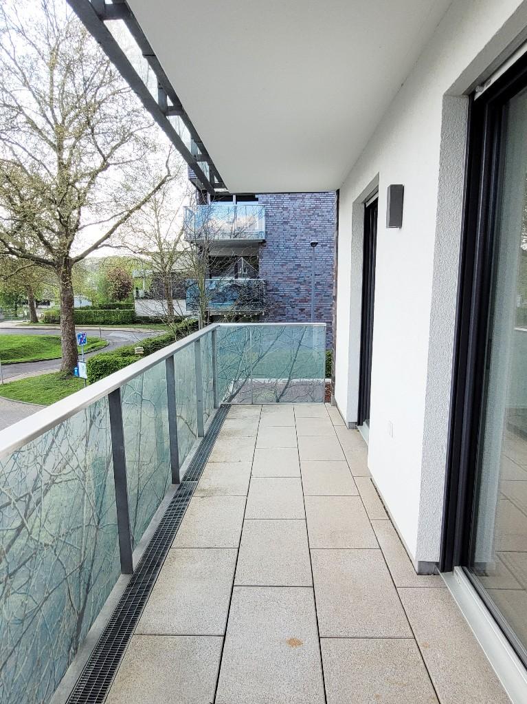 Modern geschnittene 3-Zimmer-Wohnung mit großen Sonnenbalkon in gefragter Lage von Leichlingen! - Foto 3