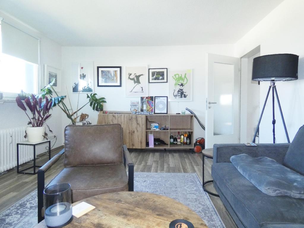Gemütliche Dachgeschosswohnung mit Einbauküche - Foto 2