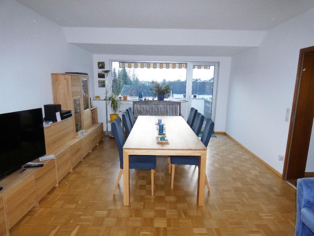 Geräumige 3-Zimmer-Dachgeschoss-Wohnung in zentraler Lage von Köln-Dünnwald! - Photo 4