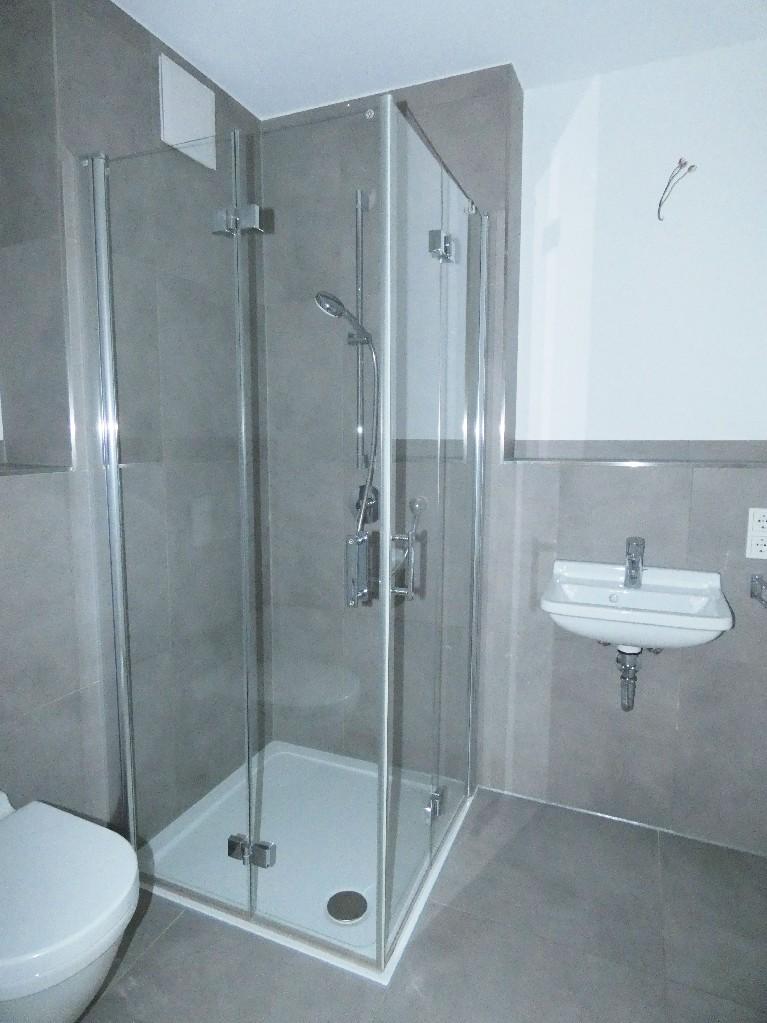 Modern geschnittene 4-Zimmer-Erdgeschoss-Wohnung mit Garten und Einbauküche! - Photo 4