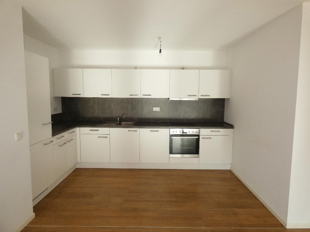 Moderne 4-Zimmer-Wohnung mit Einbauküche in grüner und familienfreundlicher Lage! - Photo 2