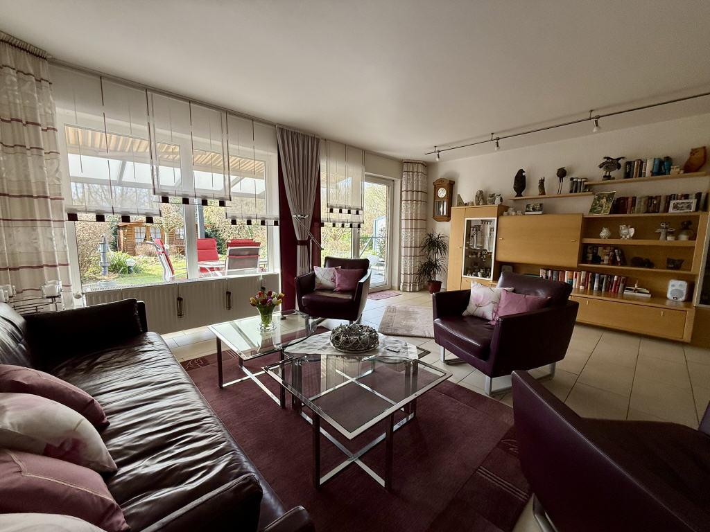 Erdgeschoss: Wohn-/Essbereich