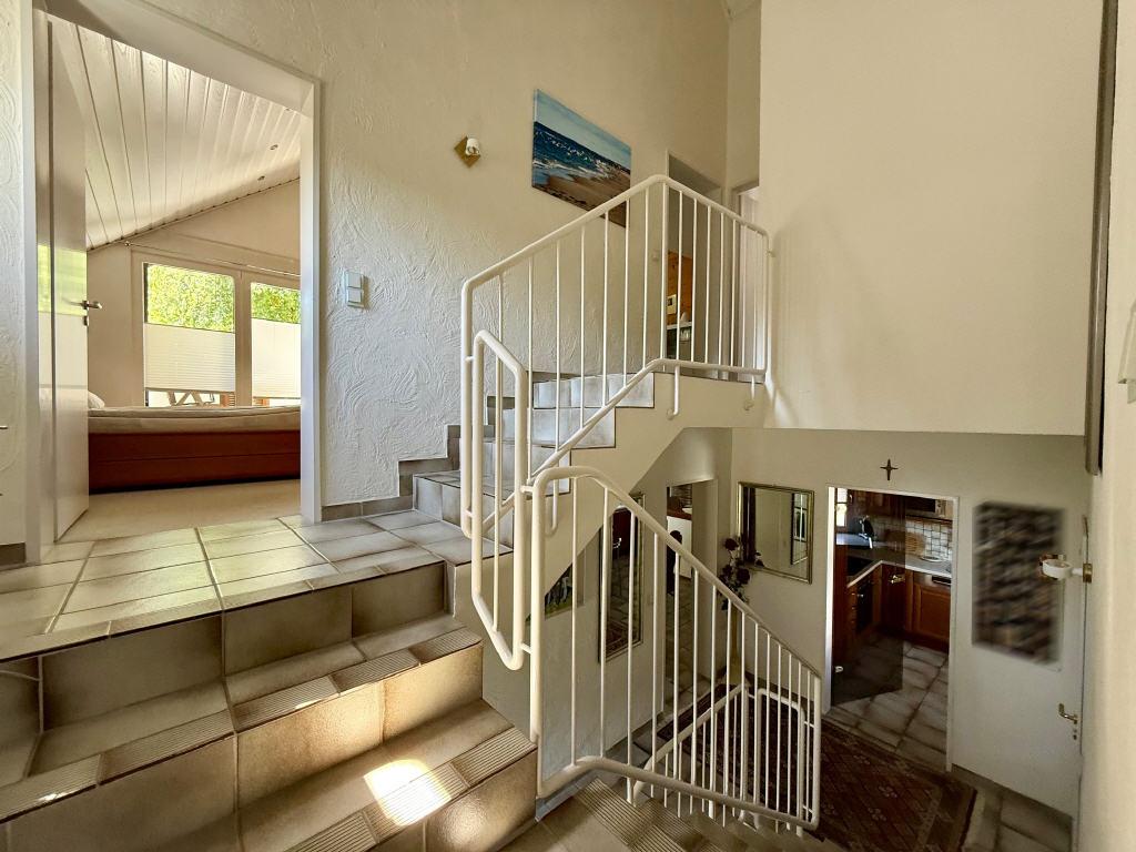 Treppenlauf zum Obergeschoss