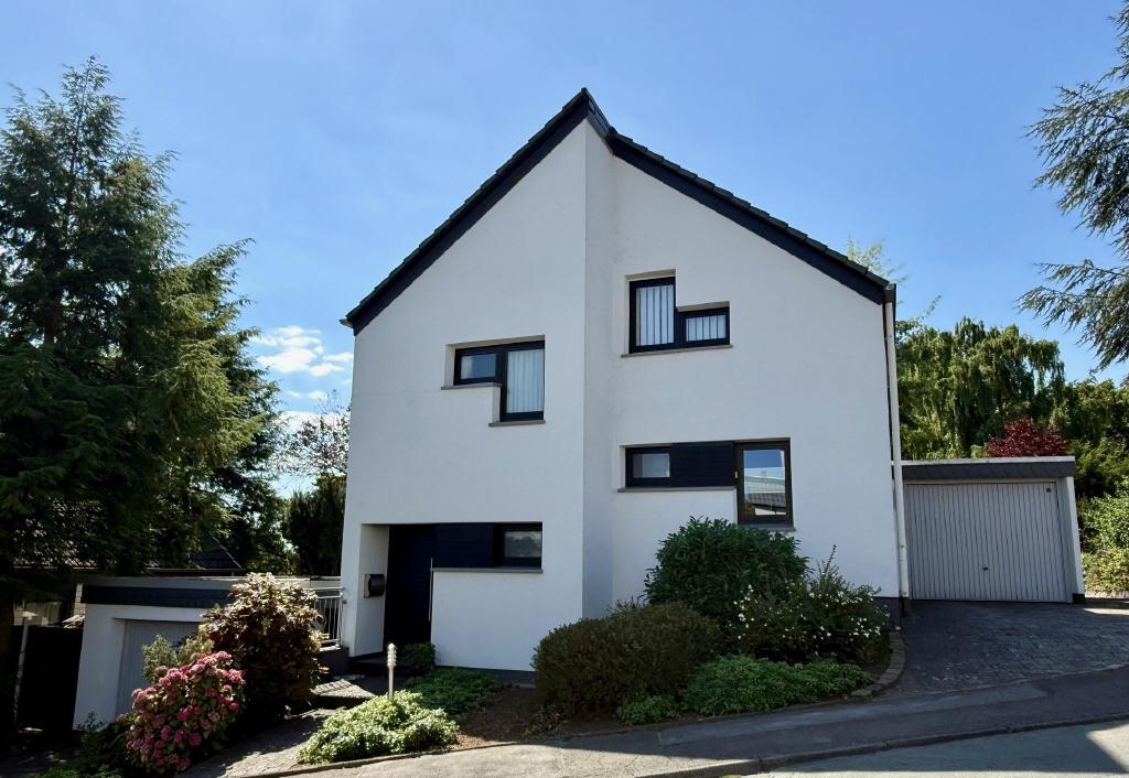 Split Level Haus Fröndenberg (Frontansicht)