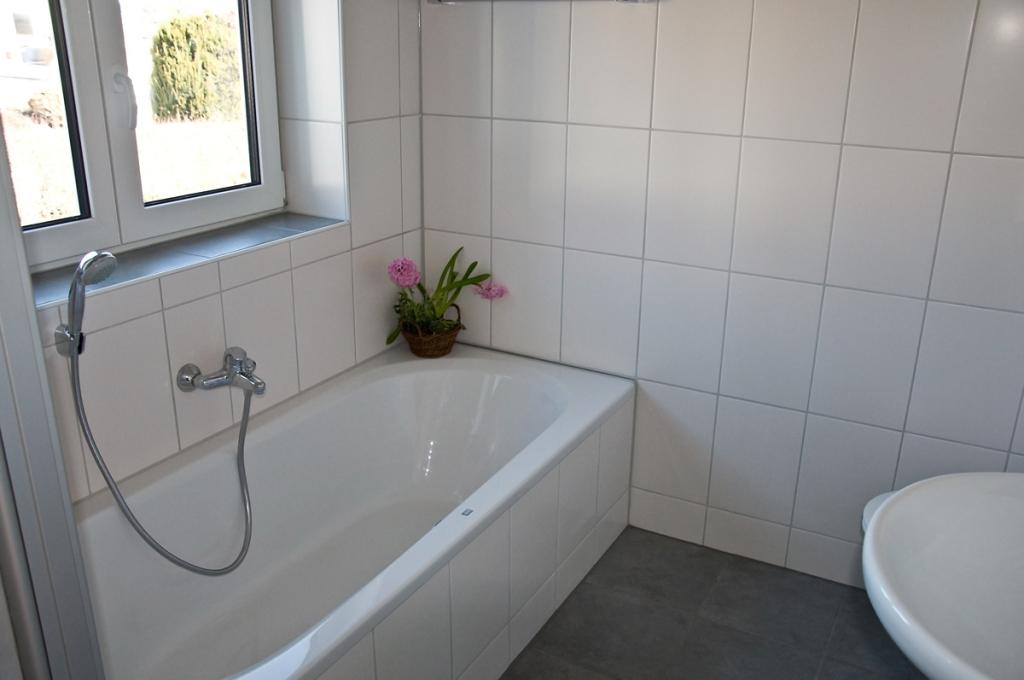 nr9-eg-bad-wanne2.jpg