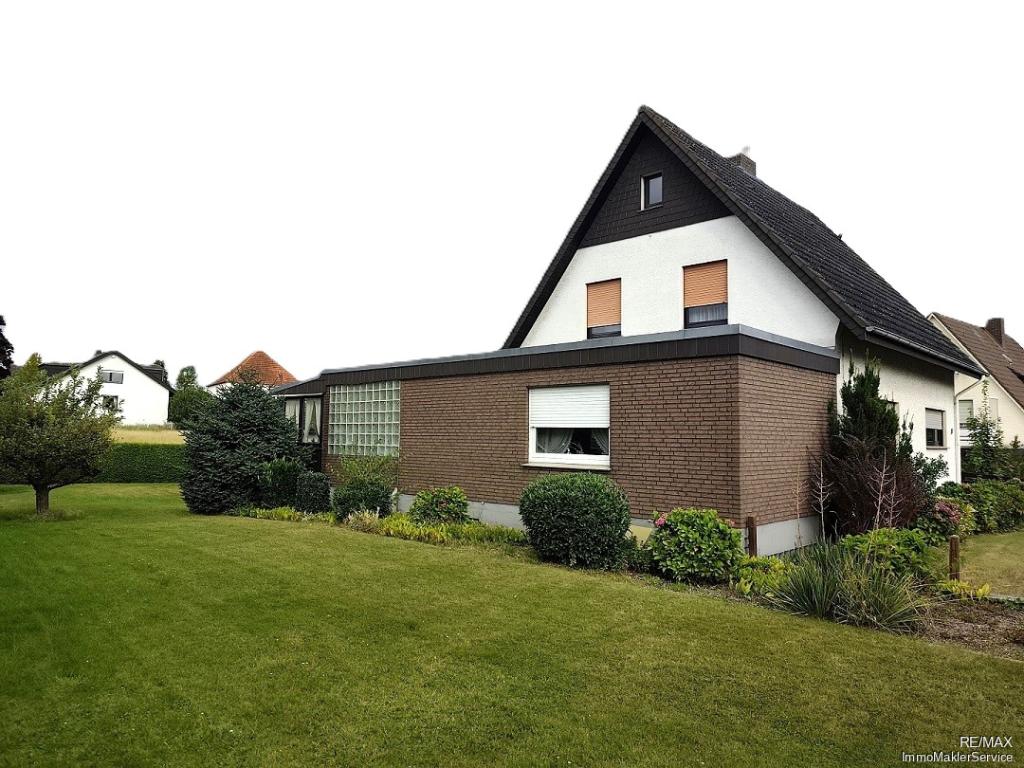 RX 2190-PU Haus vorne Seitenansicht links