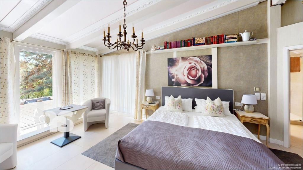 Schlafzimmer 1