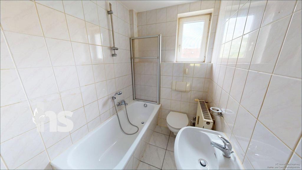 Bad Wohnung 1. OG
