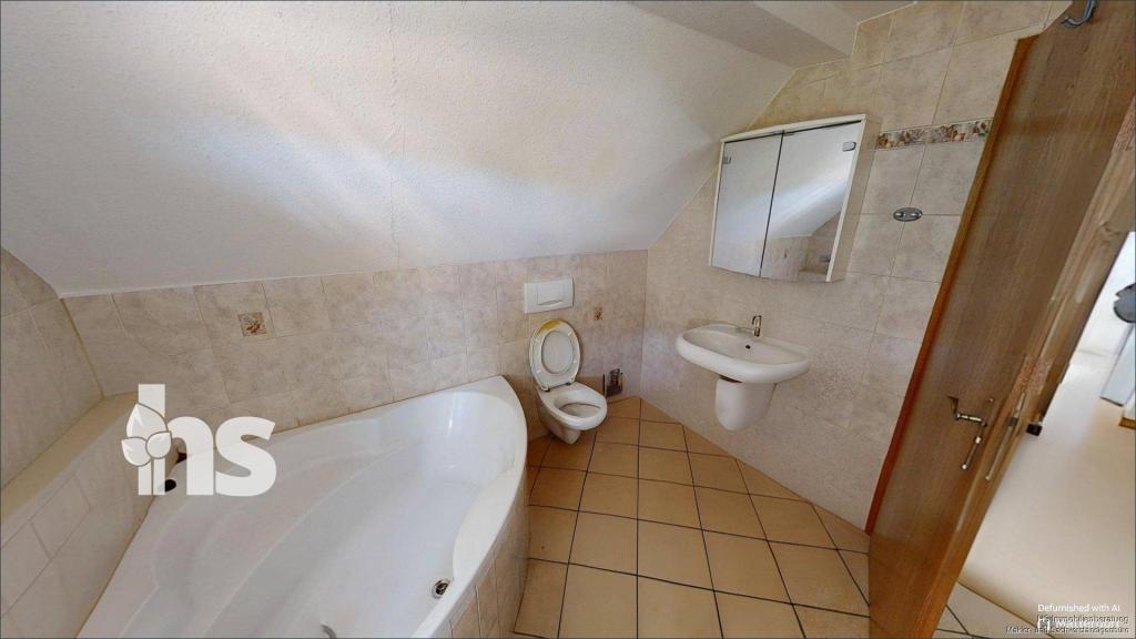 Bad Wohnung DG