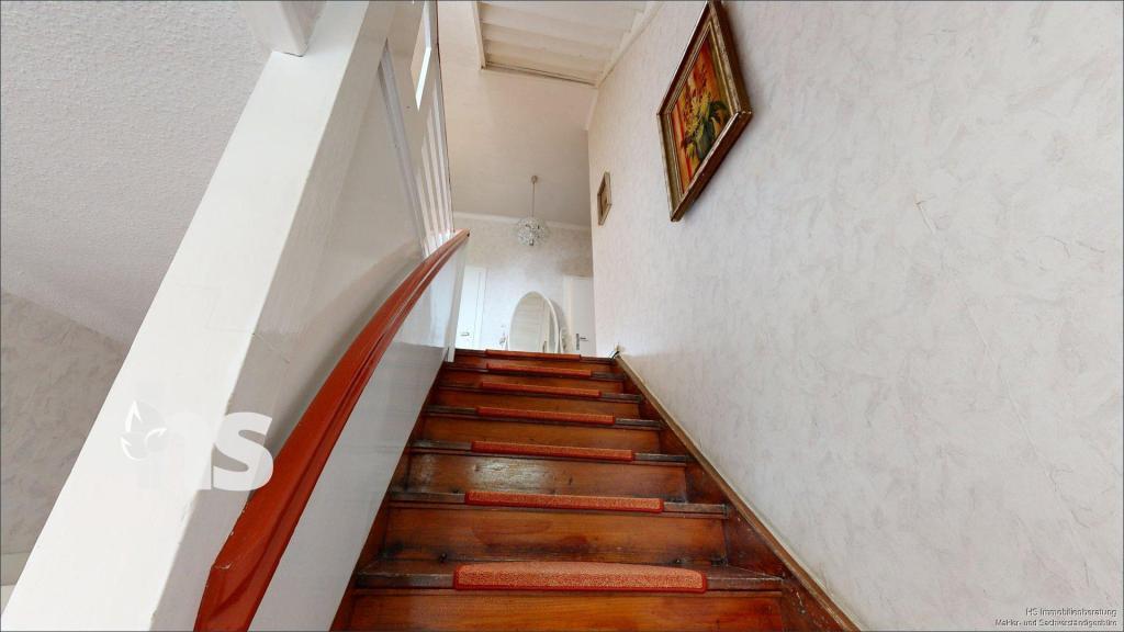 Treppe zum 2. OG