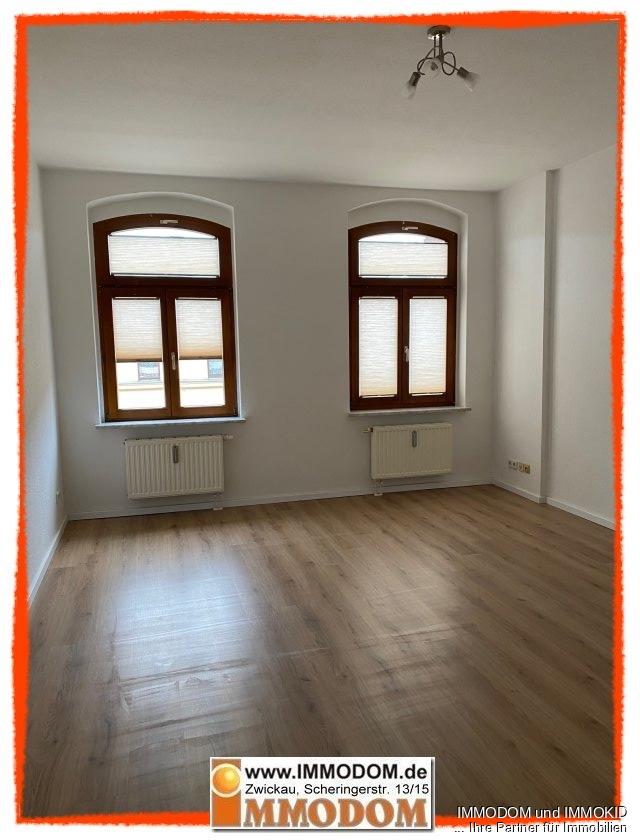 3-Zimmer-Wohnung mit EINBAUKÜCHE und großem BALKON an der Küche zu vermieten! - Foto 1