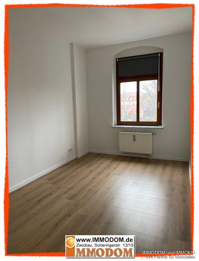 3-Zimmer-Wohnung mit EINBAUKÜCHE und großem BALKON an der Küche zu vermieten! - Foto 2