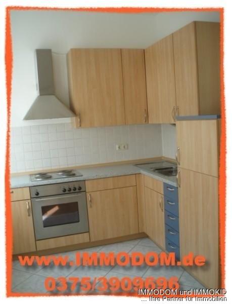 2-Zimmer-Wohnung mit EINBAUKÜCHE, Personenaufzug ins 3.OG und Gast-WC zu vermieten! - Photo 1